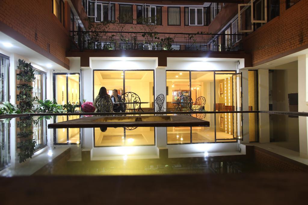 โพทาล่า เกสท์เฮาส์ Hotel กาฐมาณฑุ ภายนอก รูปภาพ