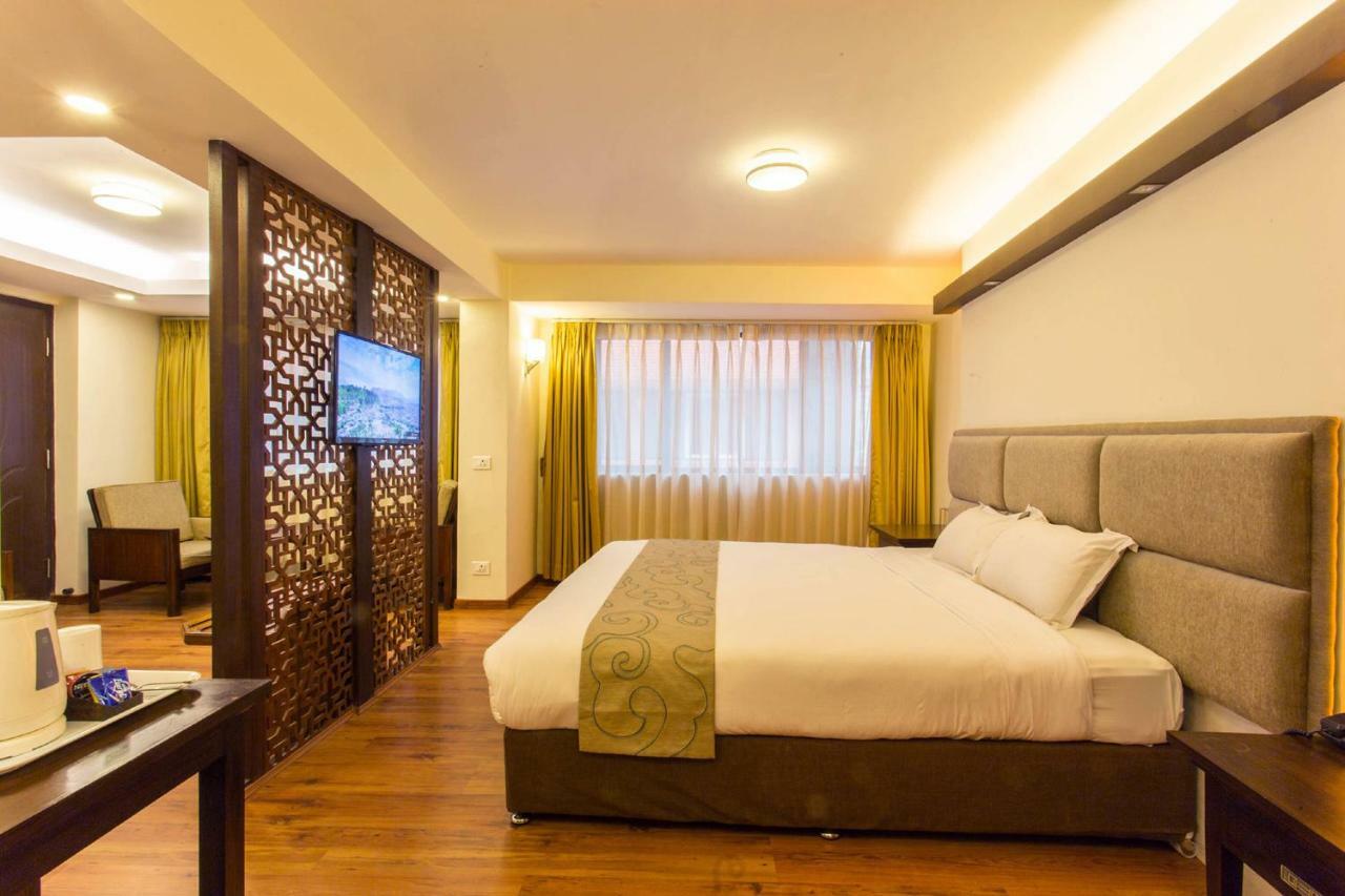 โพทาล่า เกสท์เฮาส์ Hotel กาฐมาณฑุ ภายนอก รูปภาพ